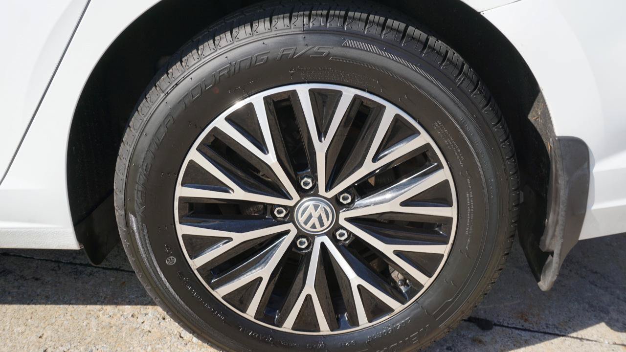 Used 2021 Volkswagen Jetta SE FWD image 10