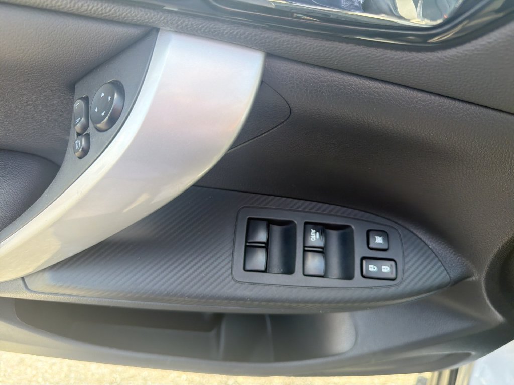 Used 2024 Mitsubishi Eclipse Cross SE AWD/4WD image 16