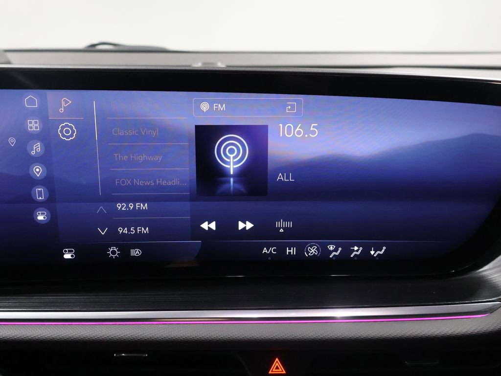 Used 2024 Buick Envision Preferred image 27