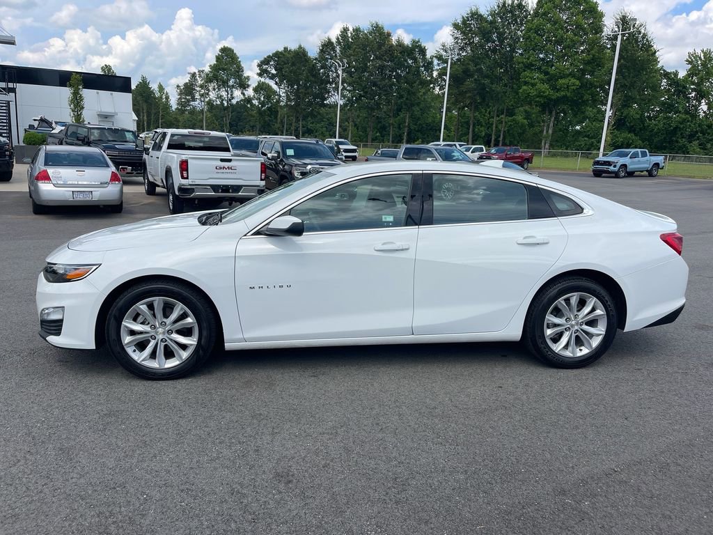 Used 2024 Chevrolet Malibu LT image 2