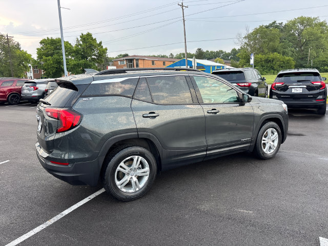 Used 2020 GMC Terrain SLE w/ Driver Convenience Package FWD image 32