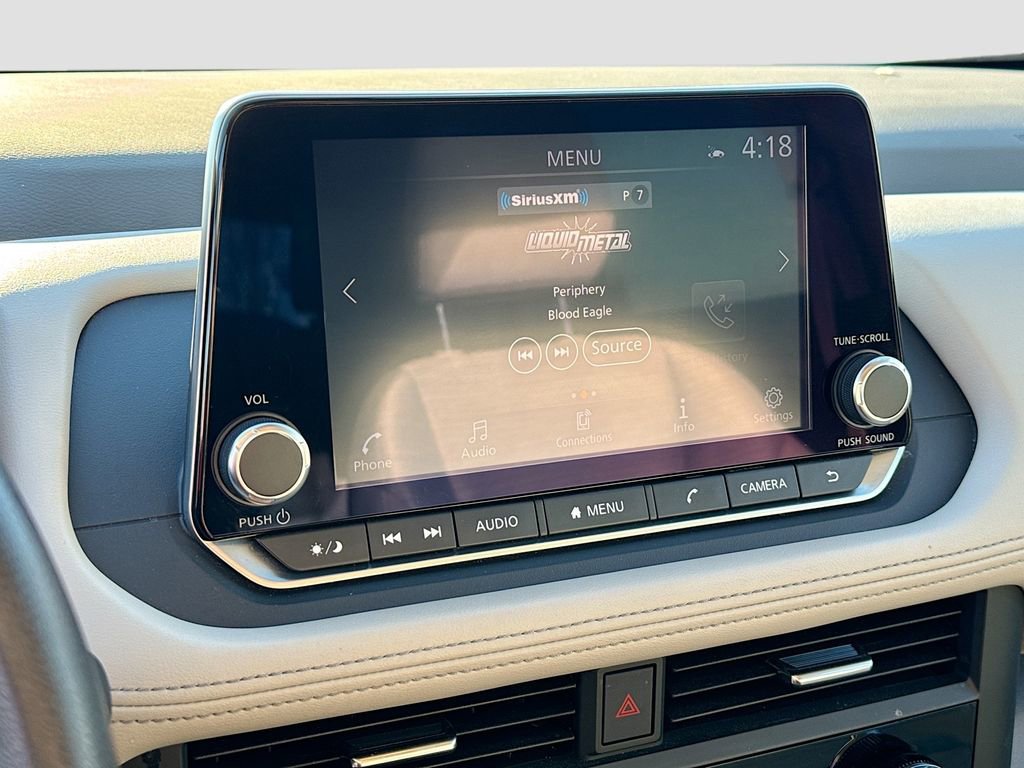 Used 2023 Nissan Rogue SV image 12