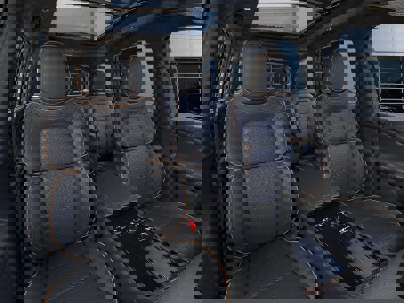 New 2025 Lincoln Aviator Black Label w/ Black Label Special Edition image 10