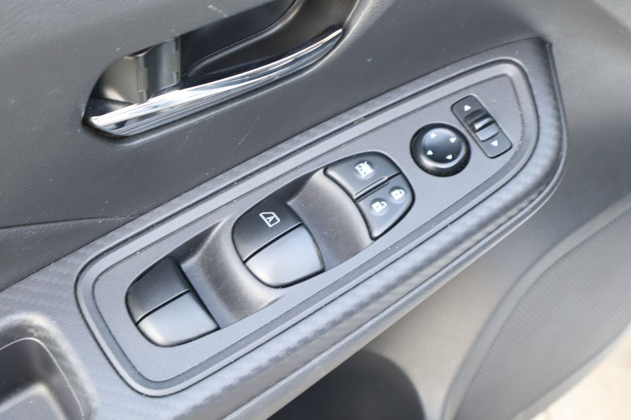 Used 2024 Nissan Versa SV FWD image 19