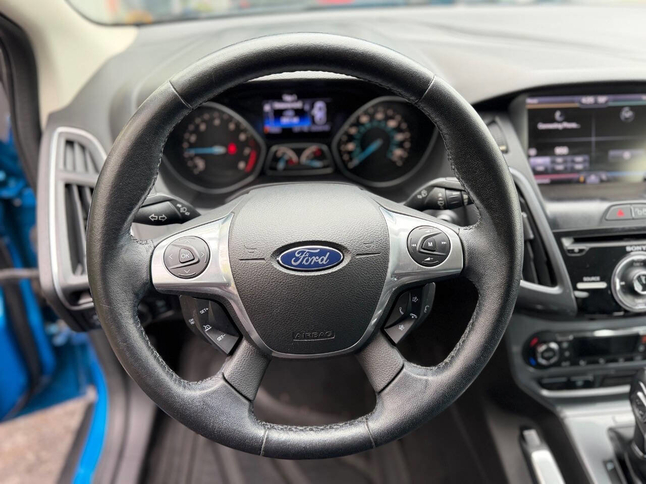 Used 2013 Ford Focus Titanium FWD image 14