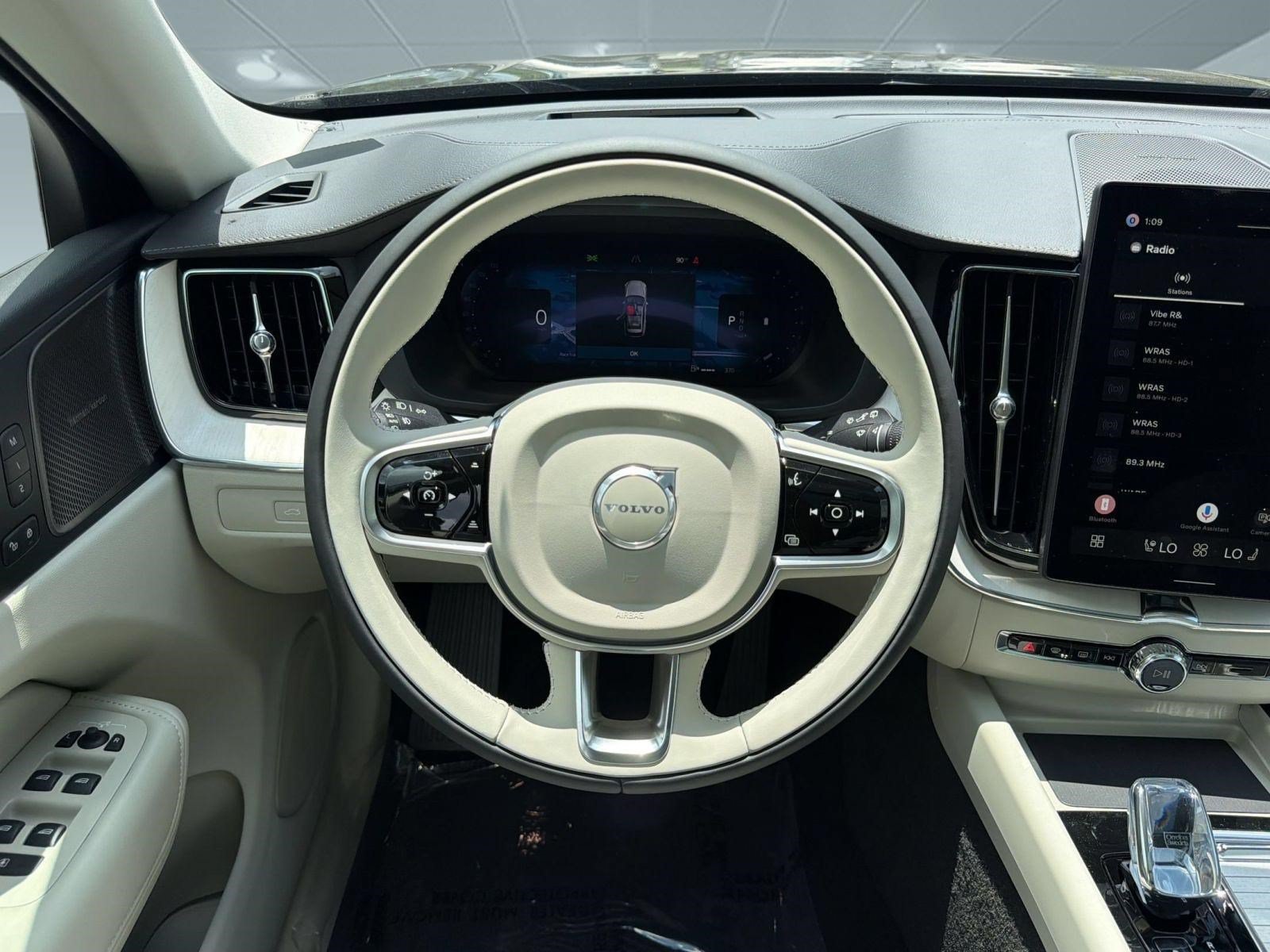 New 2026 Volvo XC60 B5 Ultra w/ Climate Package AWD/4WD image 27