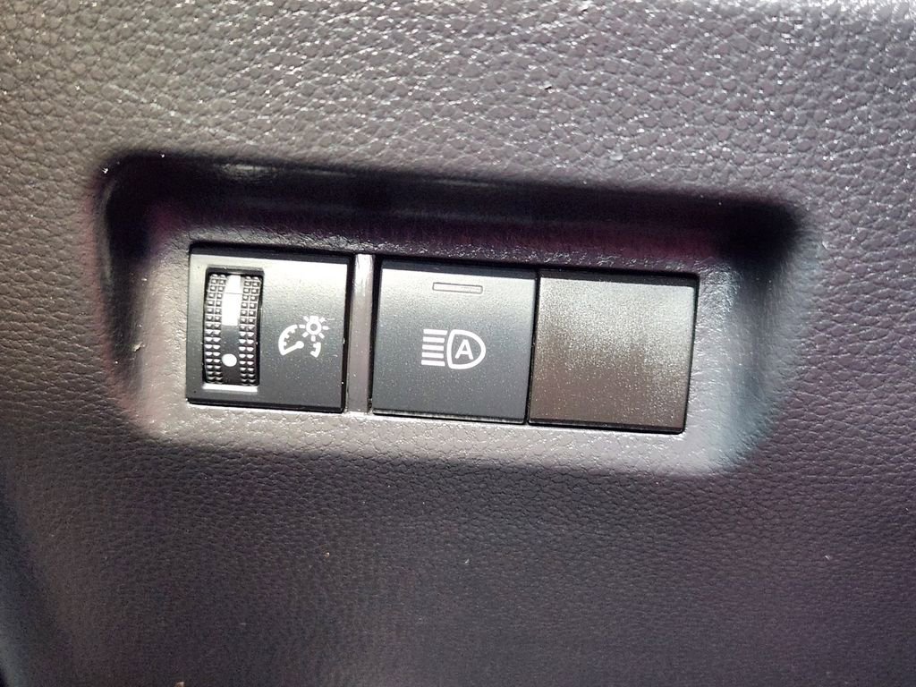 Used 2025 Toyota RAV4 LE image 26