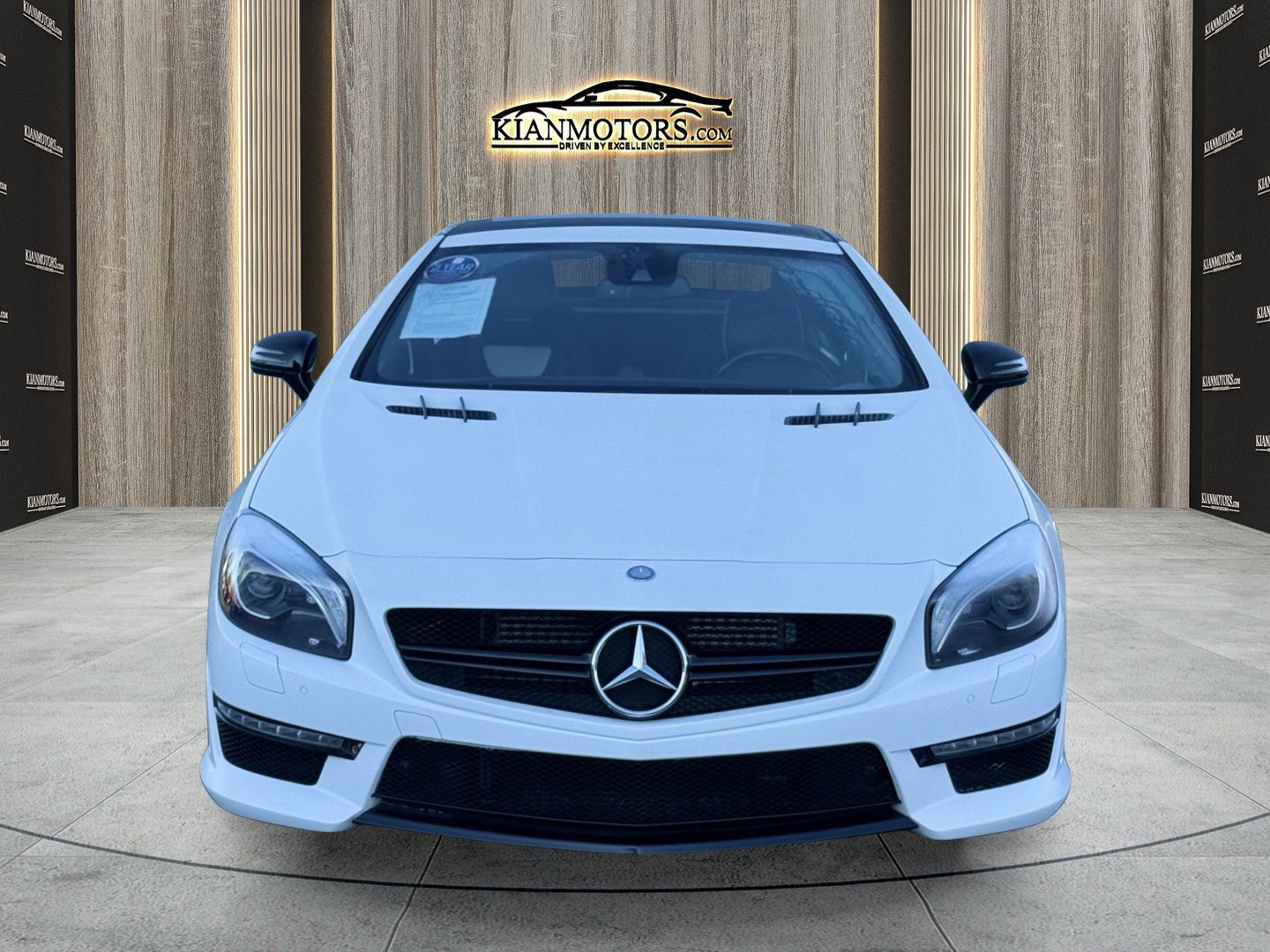 Used 2015 Mercedes-Benz SL 63 AMG image 2