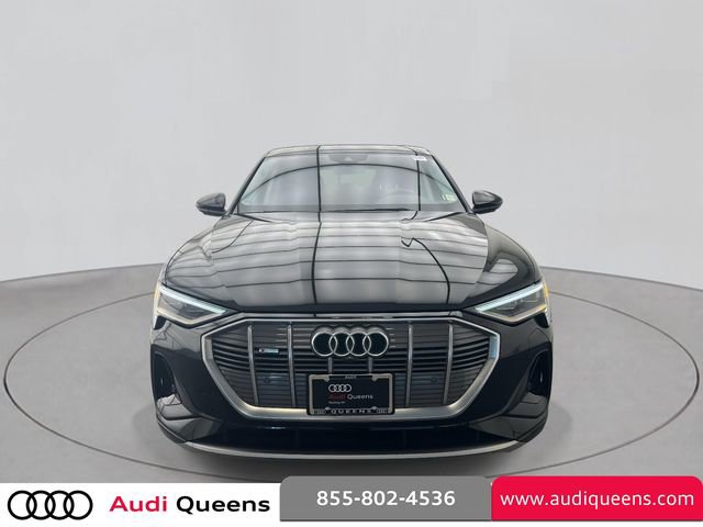 Used 2021 Audi e-tron Premium Plus w/ Premium Plus Package AWD/4WD image 2