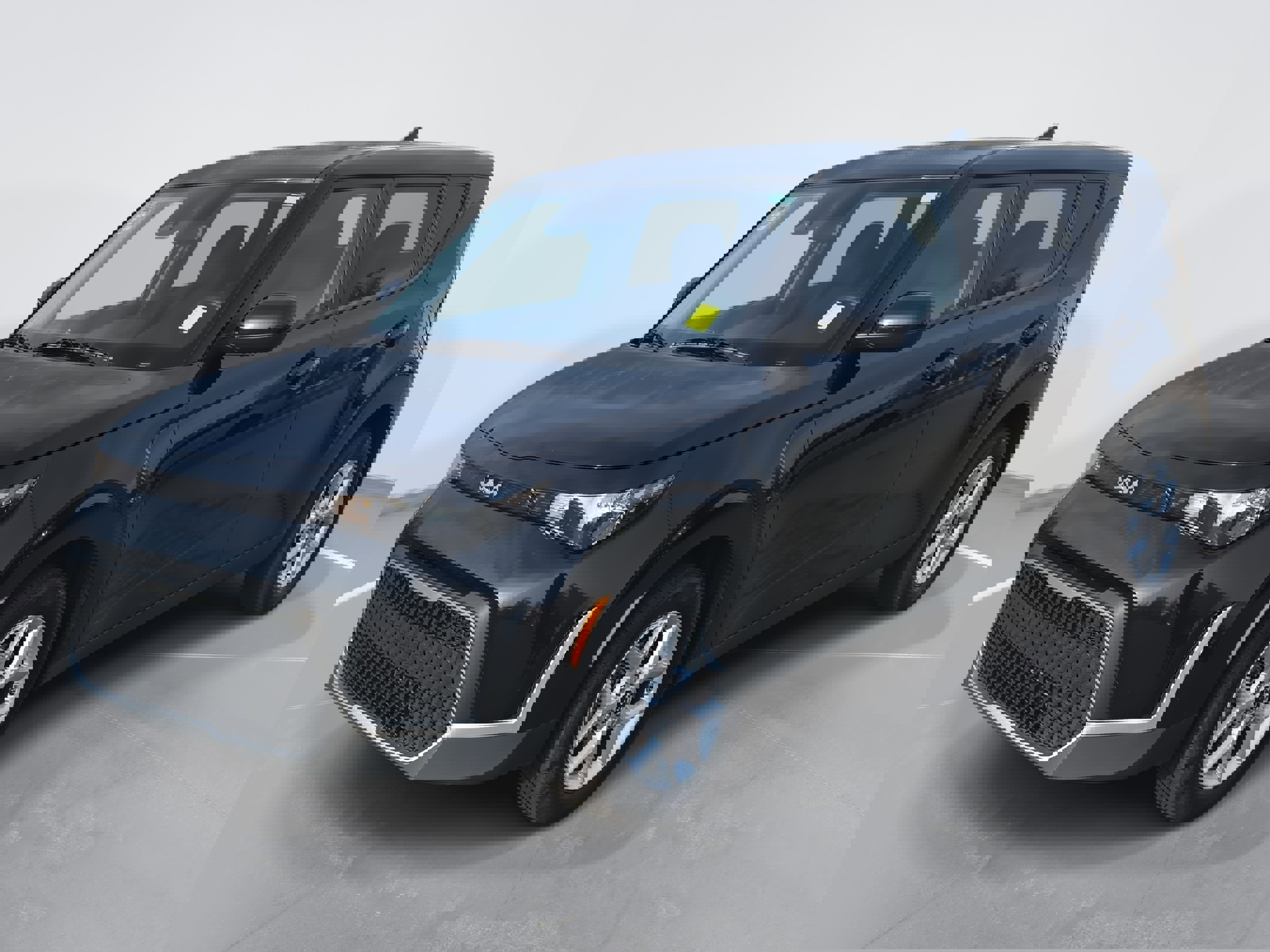 Used 2024 Kia Soul LX w/ Option Group 015 image 1