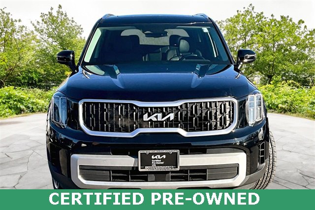Used 2023 Kia Telluride EX w/ EX Captain's Chair Package image 3