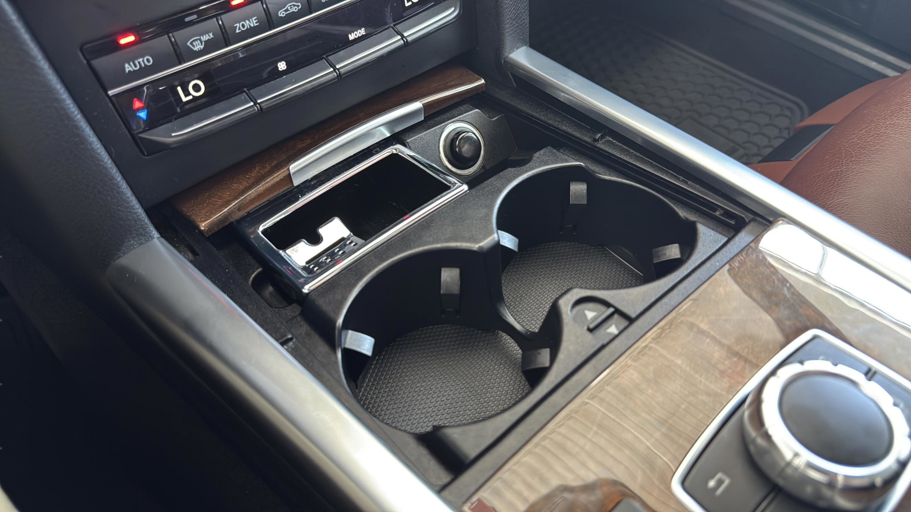 Used 2016 Mercedes-Benz E 350 Sedan image 46