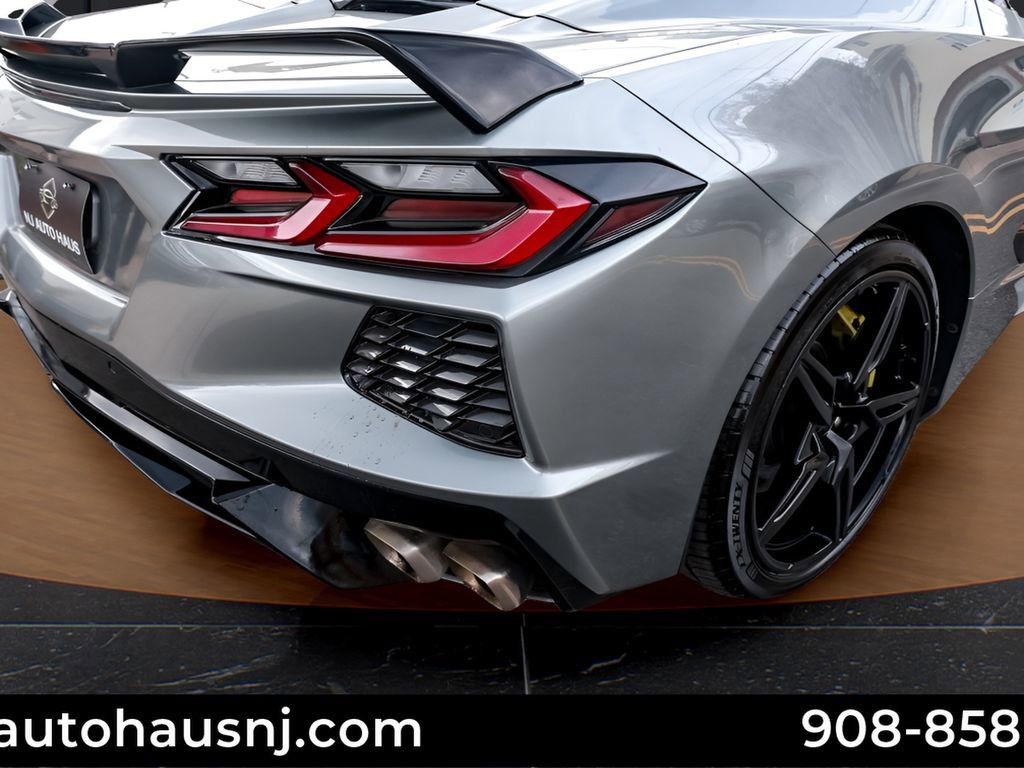 Used 2023 Chevrolet Corvette Stingray Premium Conv w/ Z51 Performance Package image 8