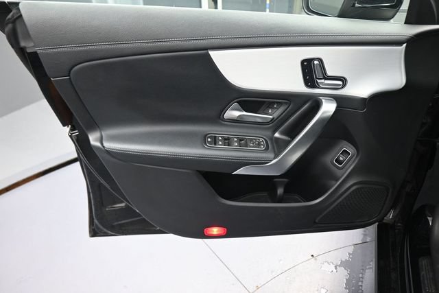 Used 2025 Mercedes-Benz CLA 250 image 20
