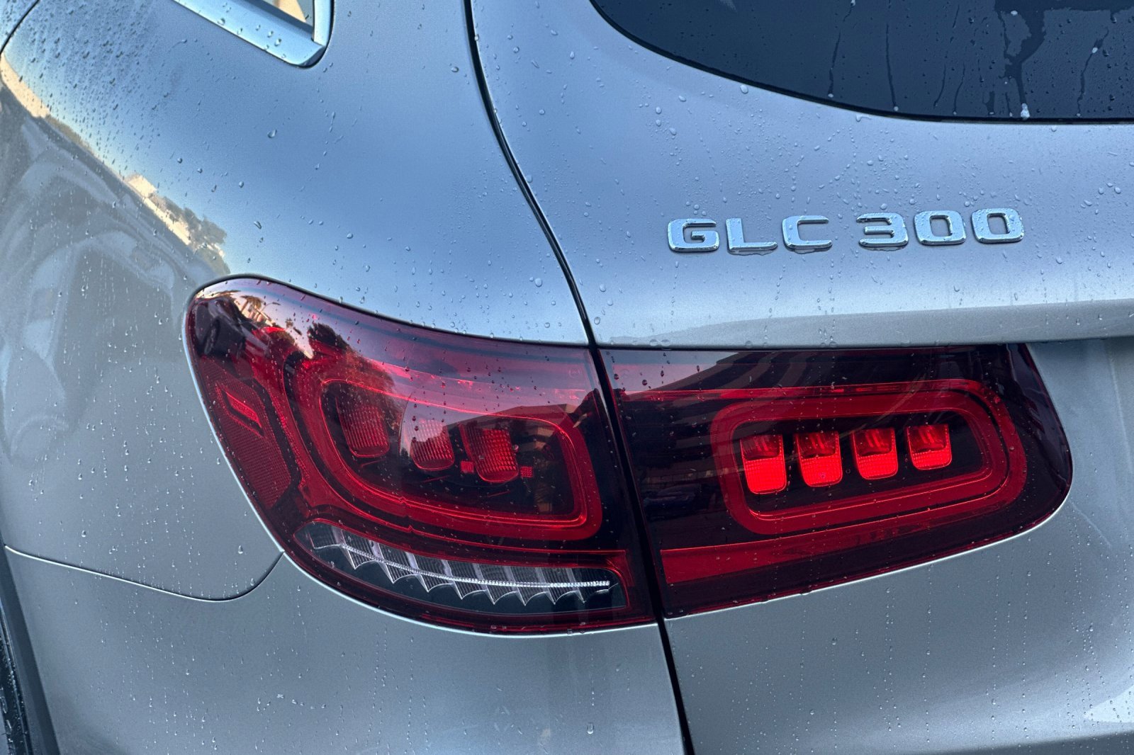 Used 2020 Mercedes-Benz GLC 300 4MATIC image 27