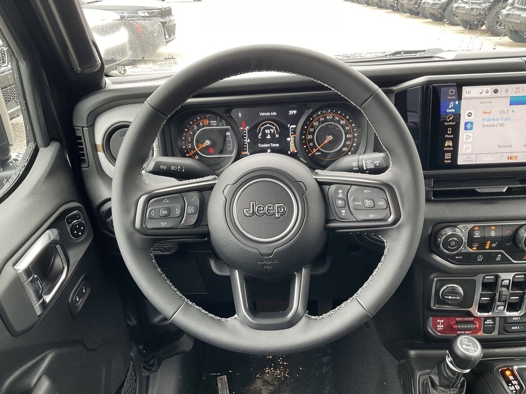 New 2025 Jeep Gladiator Willys image 11