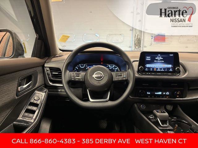 Certified 2023 Nissan Rogue SV image 18