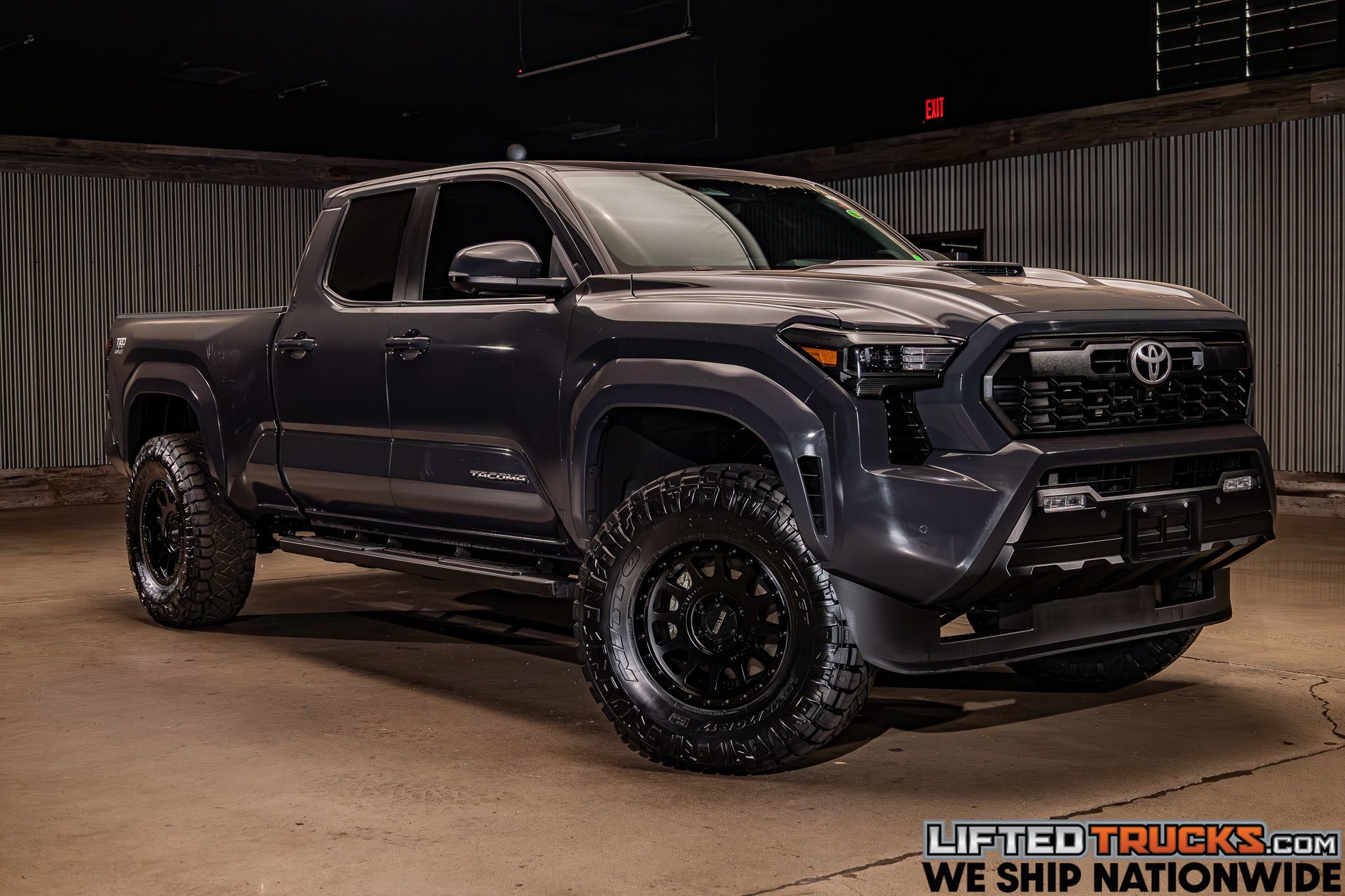 Used 2024 Toyota Tacoma TRD Sport w/ TRD Sport Premium Package AWD/4WD image 1