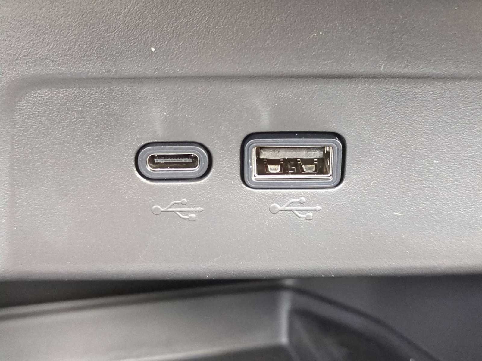 New 2026 Chevrolet Trax ACTIV w/ Sunroof Package FWD image 20