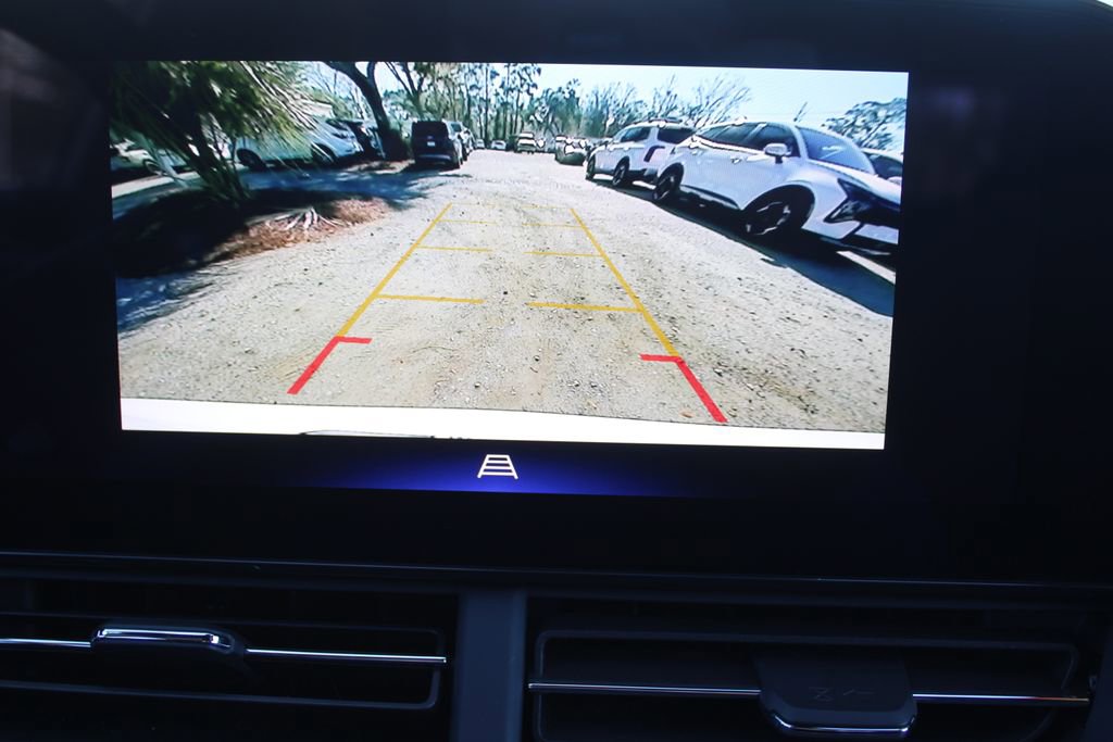 Used 2024 Chevrolet Trax RS image 52