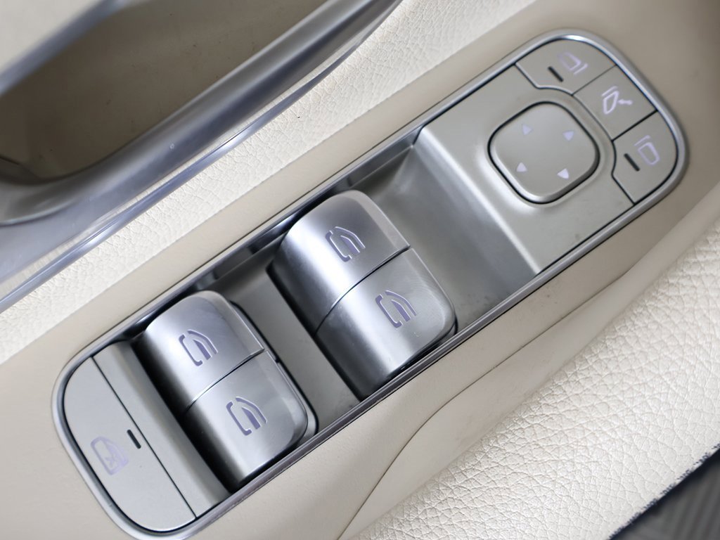 Used 2023 Mercedes-Benz GLE 450 4MATIC image 44