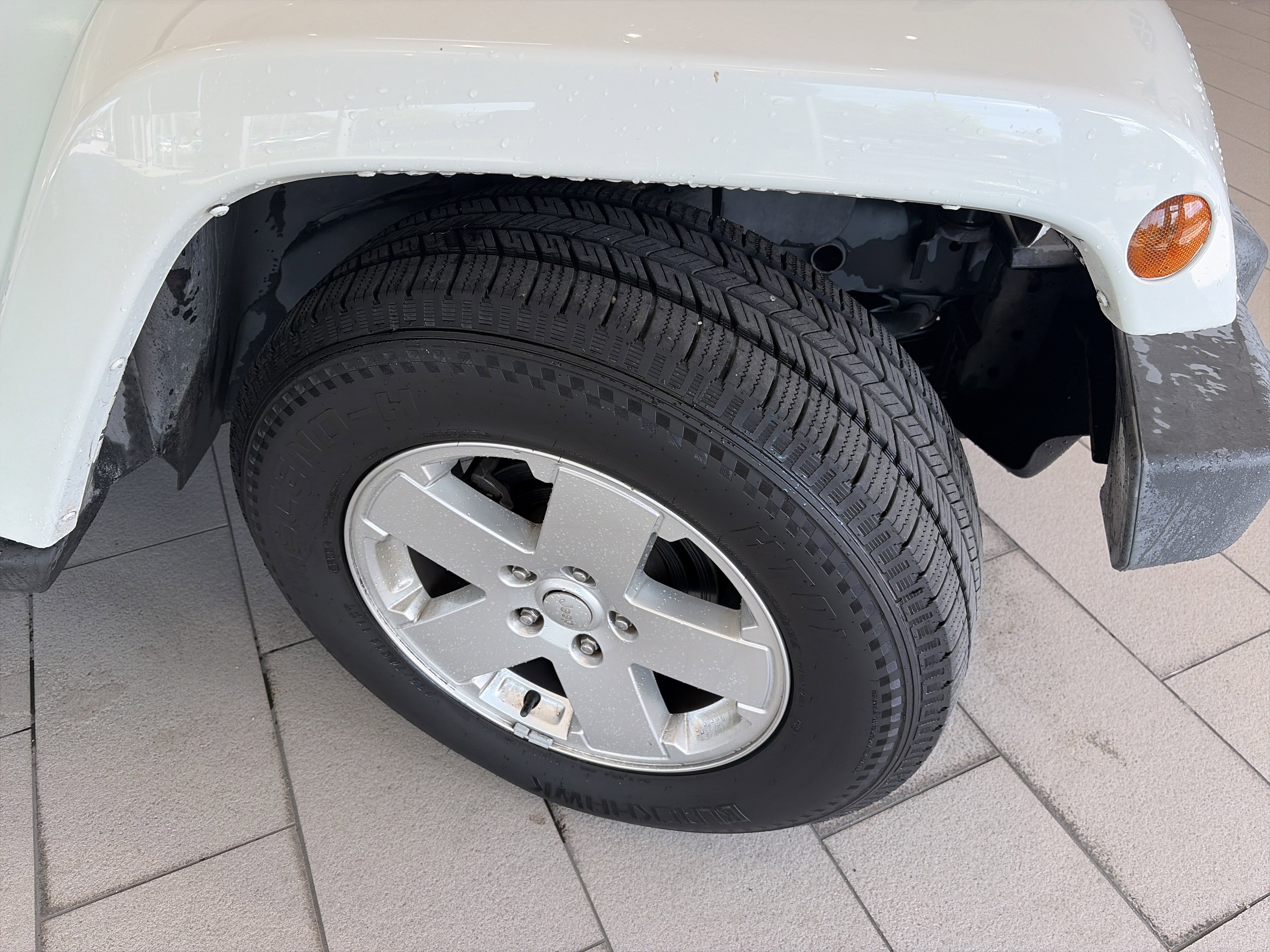 Used 2012 Jeep Wrangler Unlimited Sahara w/ Connectivity Group image 18