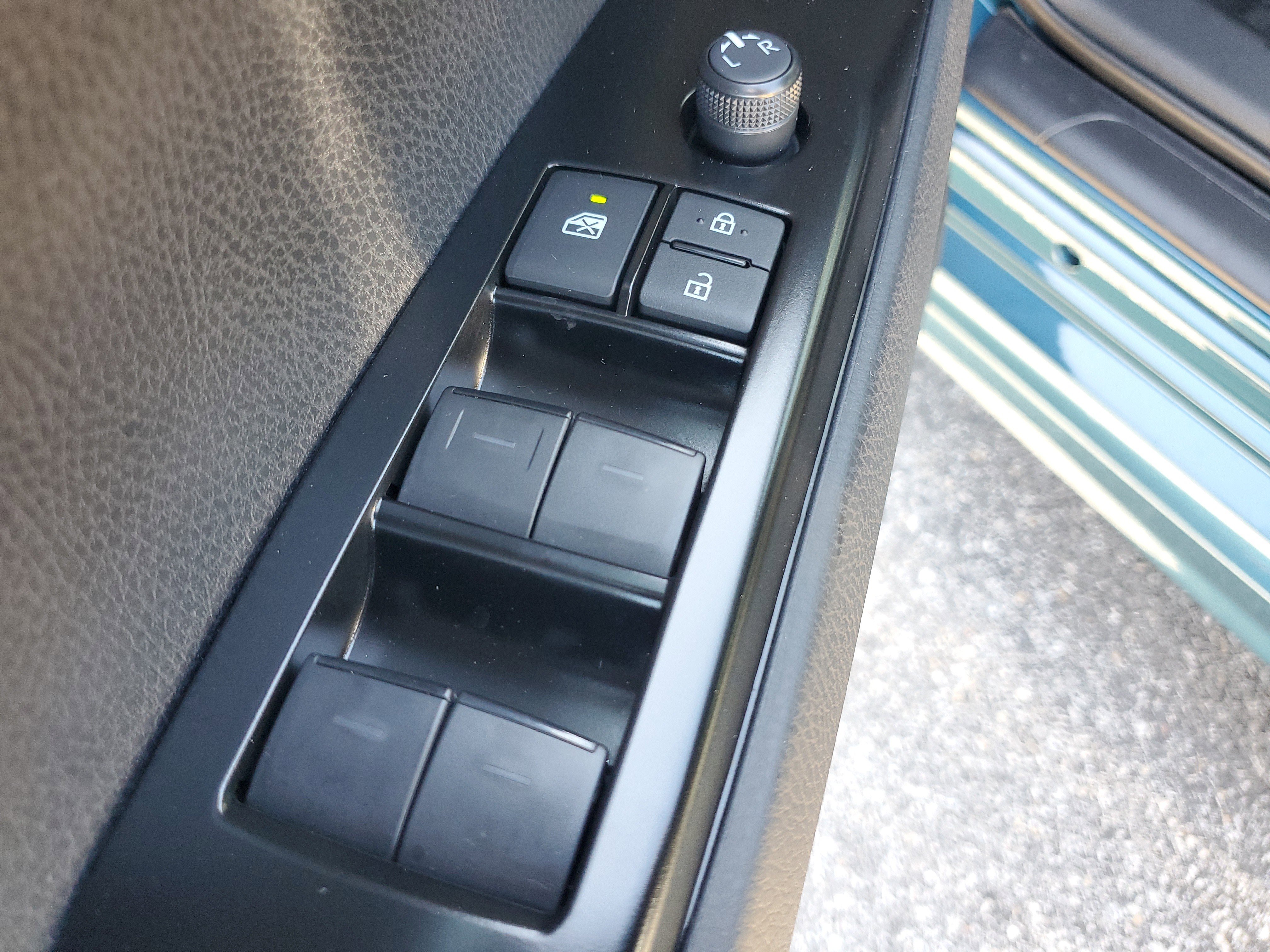 New 2026 Toyota Camry SE image 19