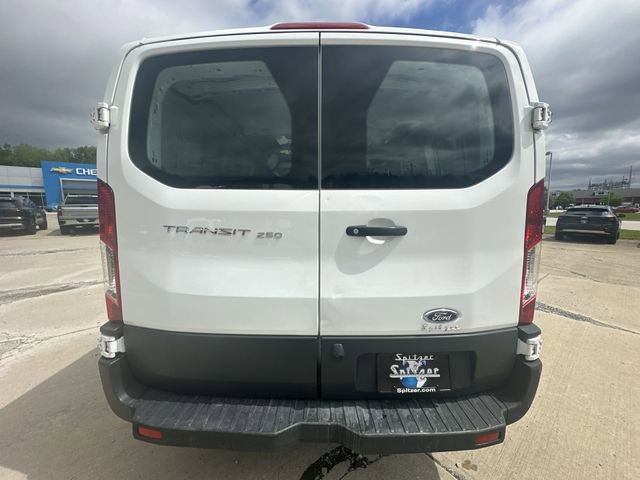 Used 2018 Ford Transit 250 130 Low Roof RWD image 31