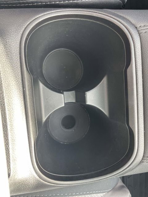 Used 2025 Subaru Outback Premium image 29