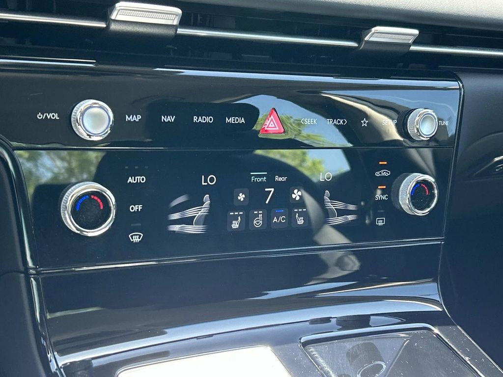 Used 2025 Genesis G80 2.5T AWD/4WD image 31
