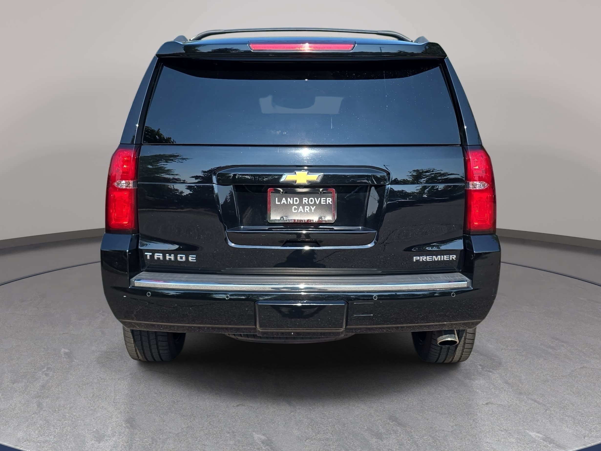 Used 2019 Chevrolet Tahoe Premier w/ Premier Plus Edition AWD/4WD image 6