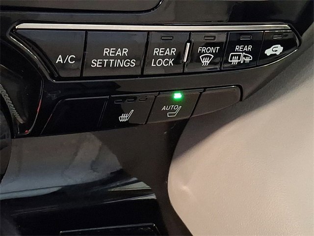 Used 2023 Acura MDX SH-AWD w/ Technology Package image 24