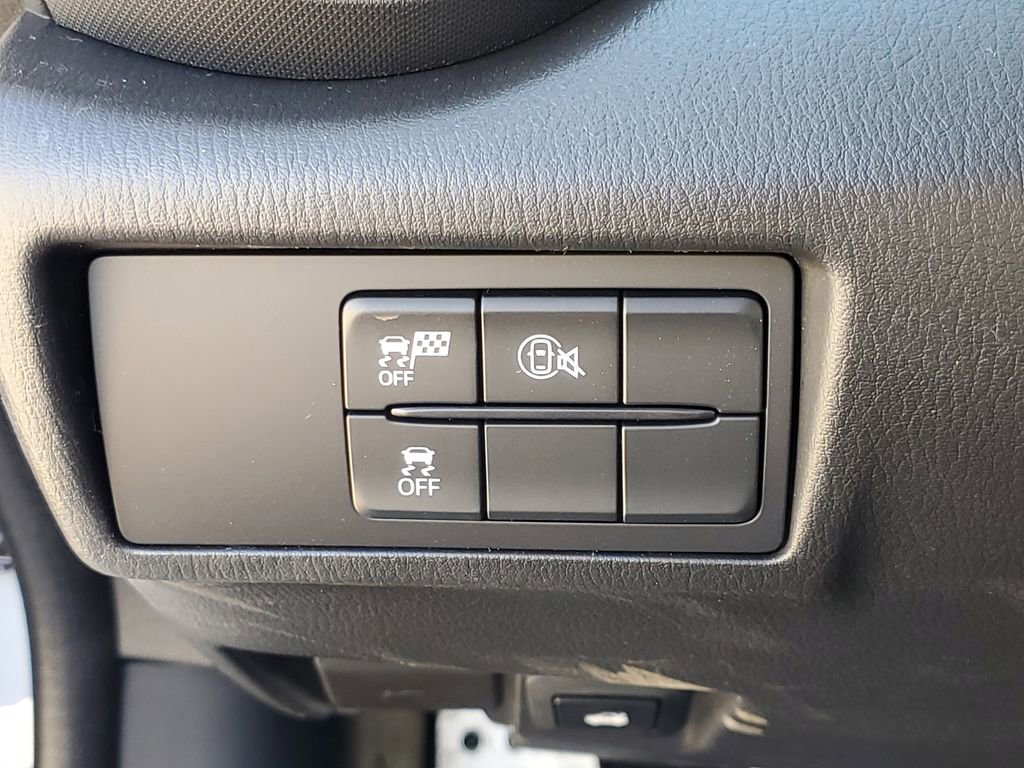 New 2026 MAZDA MX-5 Miata Club w/ Interior Package RWD image 16