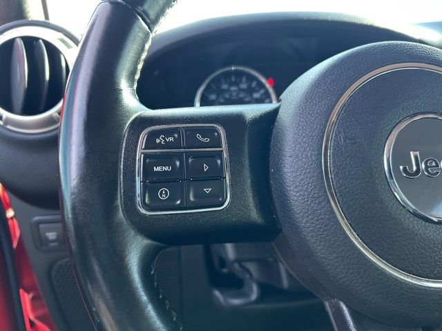 Used 2018 Jeep Wrangler Rubicon w/ Connectivity Group image 10