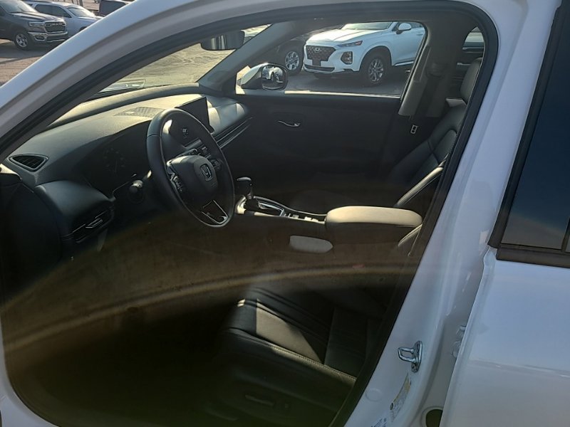 Used 2025 Honda HR-V EX-L image 13