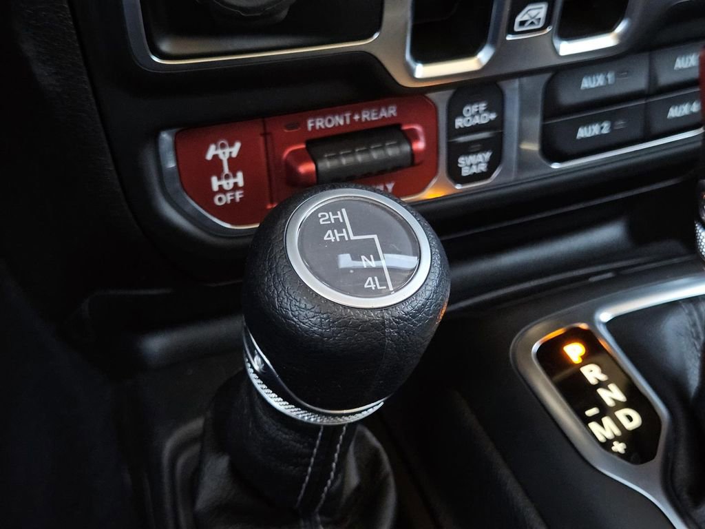 New 2025 Jeep Wrangler Unlimited Rubicon w/ Safety Group image 14