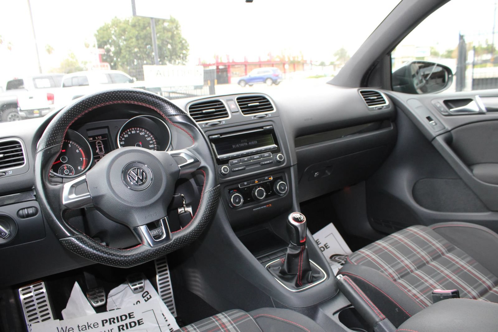 Used 2012 Volkswagen GTI 4-Door FWD image 17