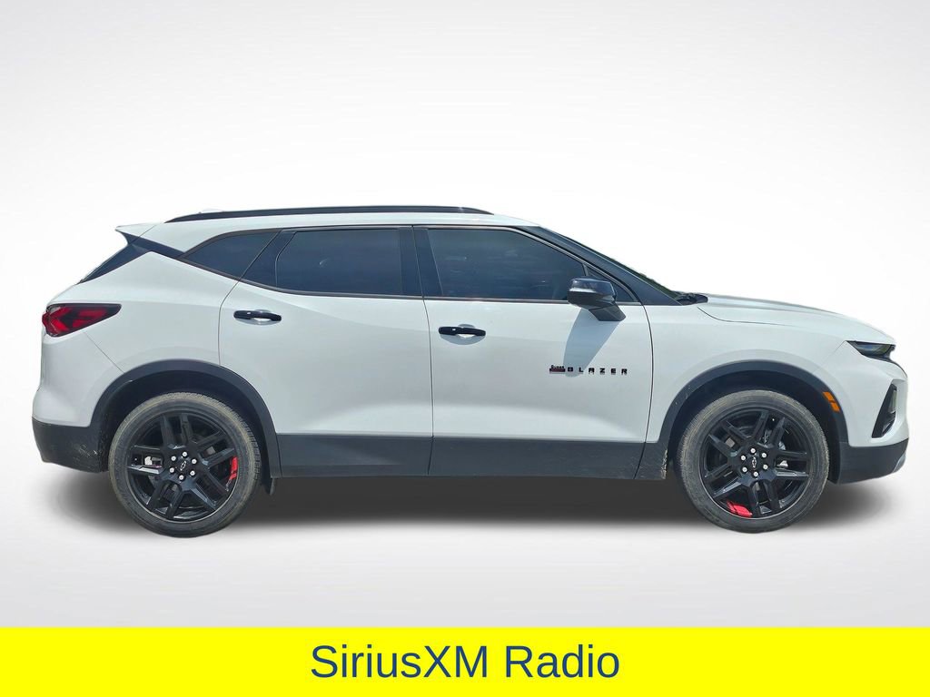 Used 2022 Chevrolet Blazer LT w/ Redline Edition FWD image 17