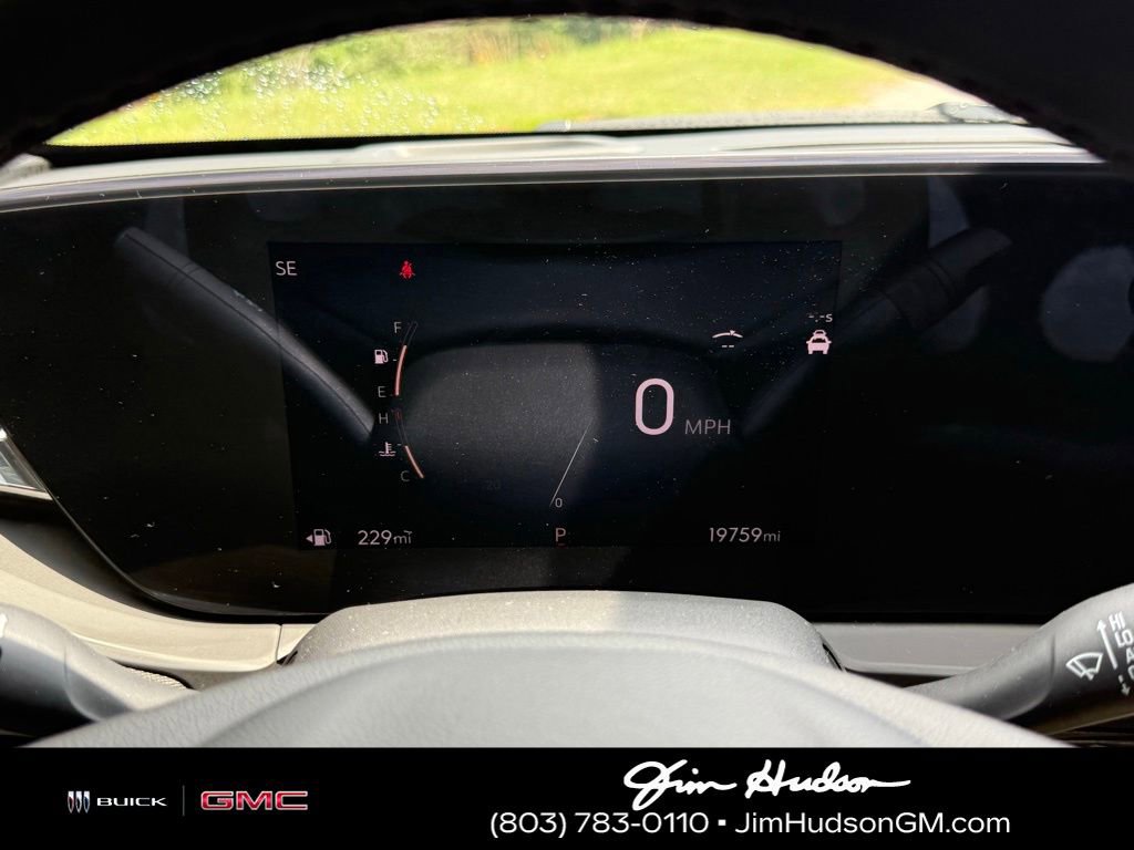 Used 2024 Buick Envista Sport Touring w/ Convenience I Package FWD image 24