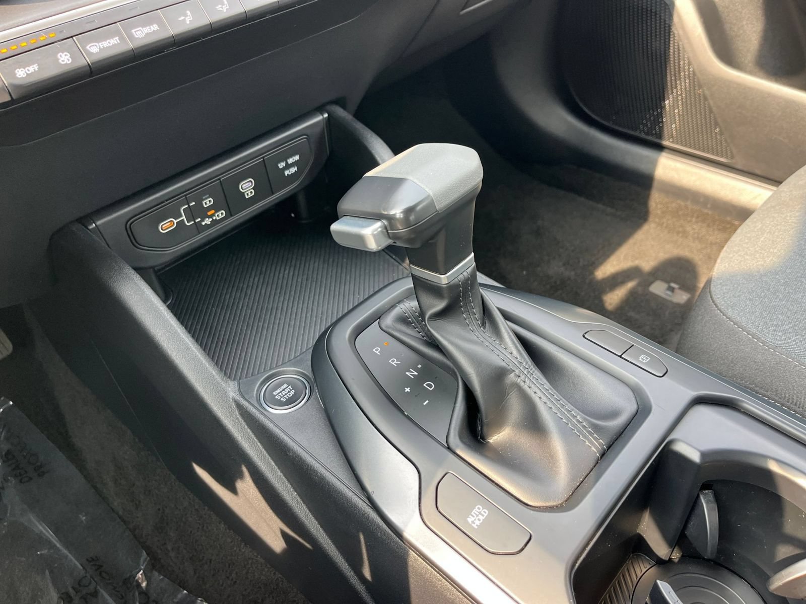 Used 2025 Kia K4 FWD image 40