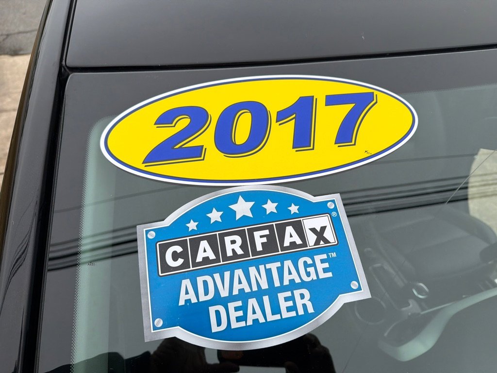 Used 2017 GMC Acadia SLT image 45