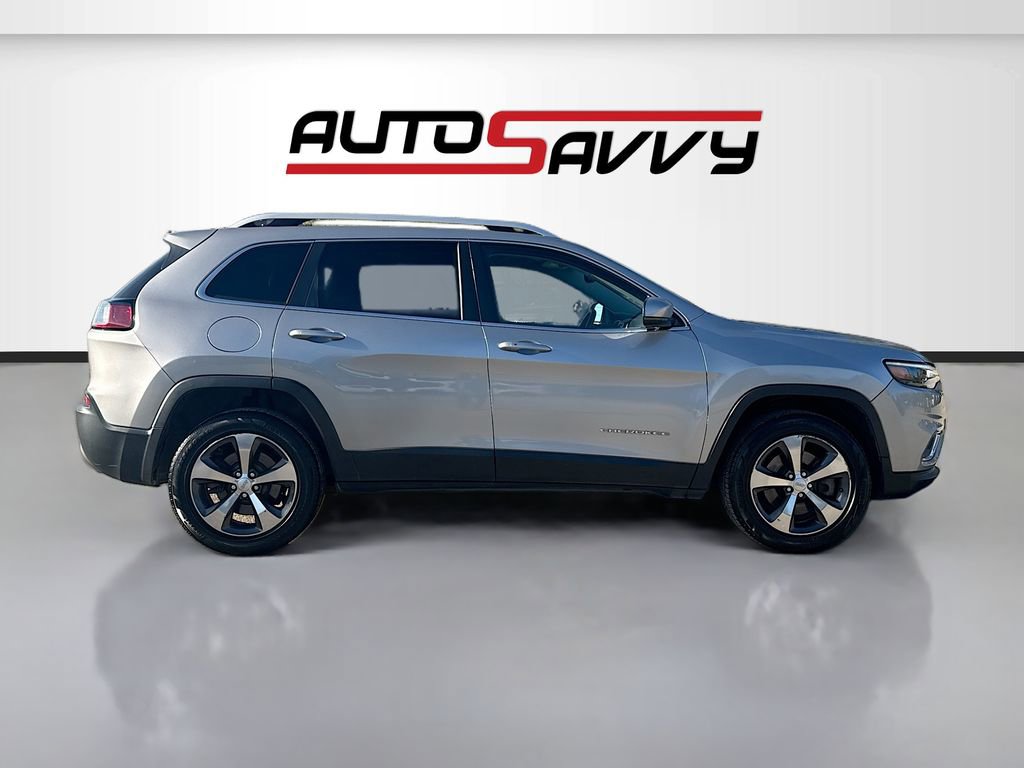 Used 2019 Jeep Cherokee Limited image 8