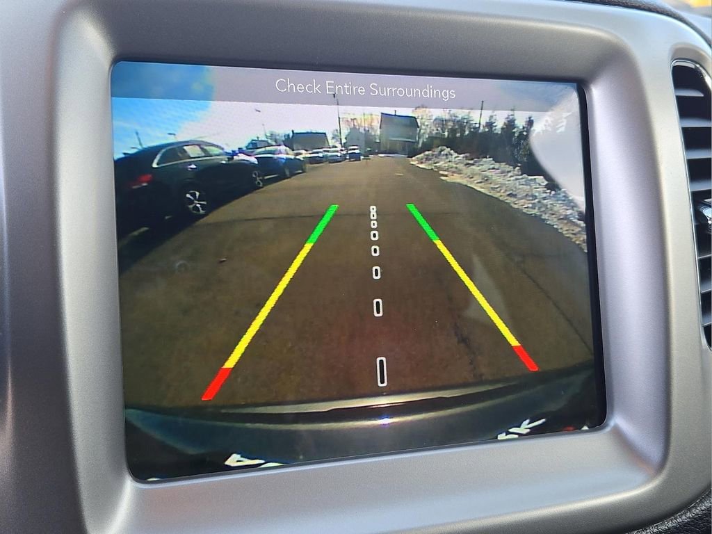 Used 2018 Jeep Compass Latitude w/ Popular Equipment Group image 18