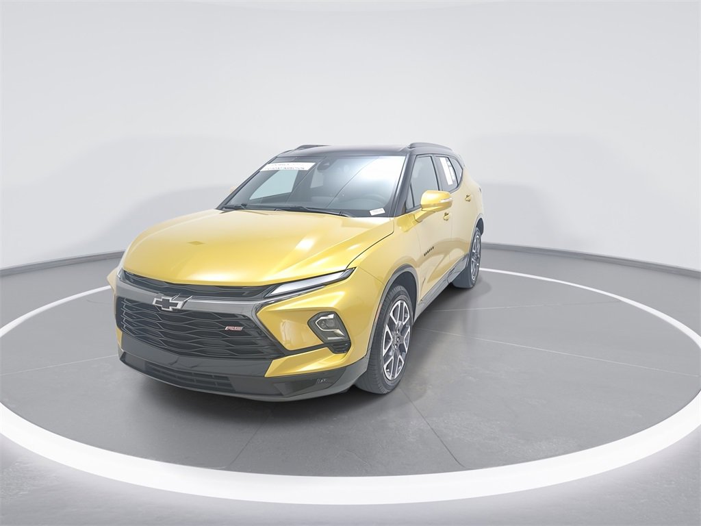 Used 2023 Chevrolet Blazer RS w/ LPO, Floor Liner Package image 3