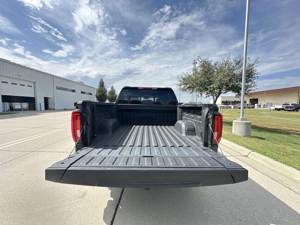 Certified 2025 GMC Sierra 1500 SLT w/ SLT Premium Plus Package AWD/4WD image 26