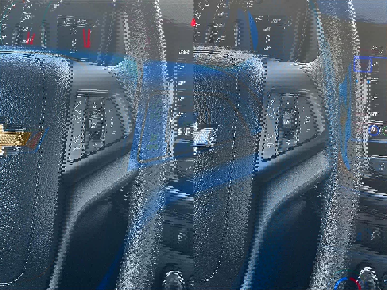 Used 2022 Chevrolet Trax LT image 24