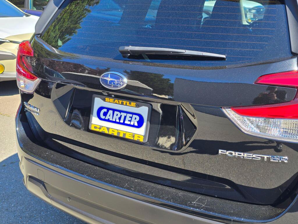 Certified 2023 Subaru Forester Limited AWD/4WD image 16