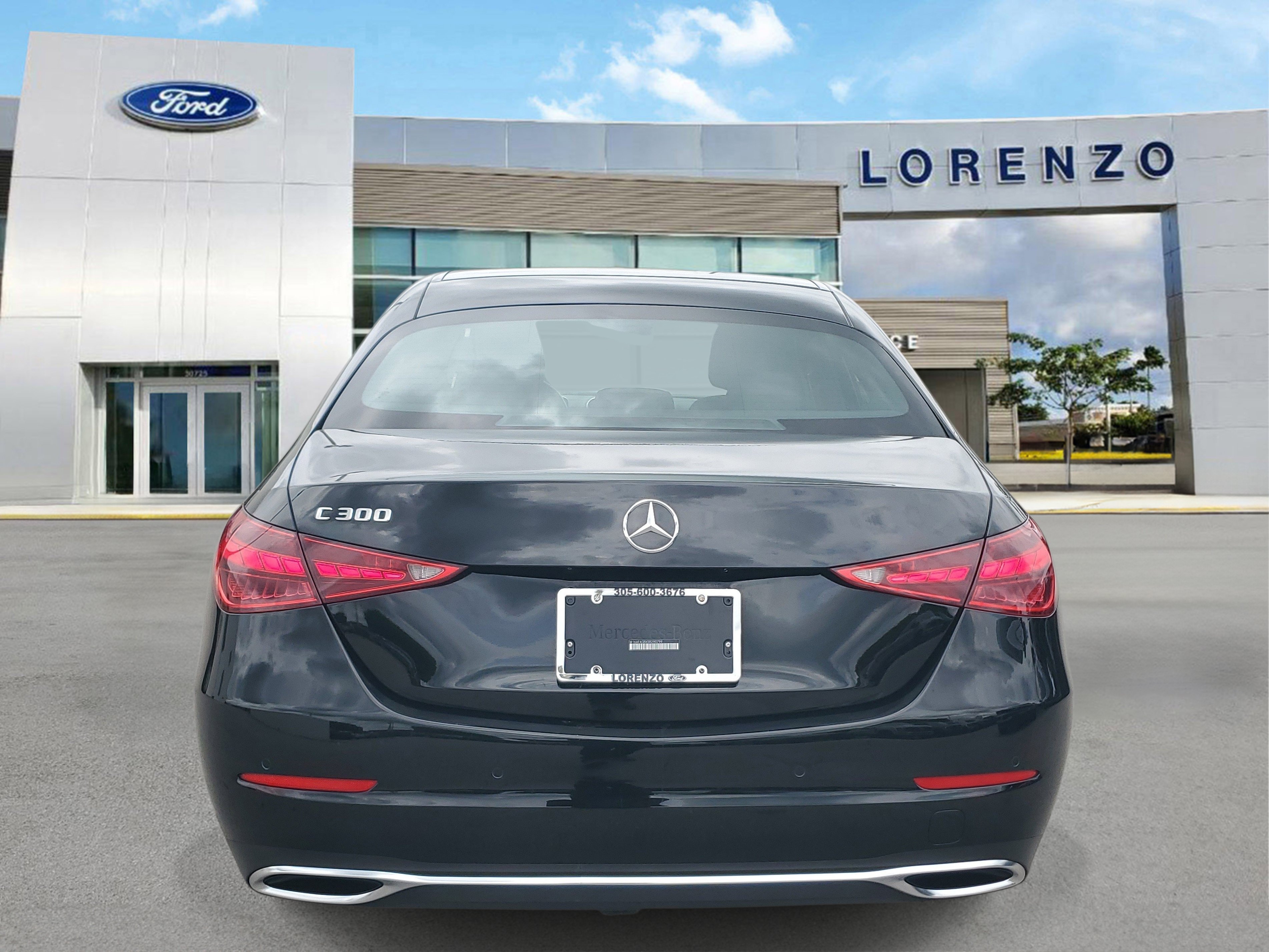 Used 2025 Mercedes-Benz C 300 Sedan image 6