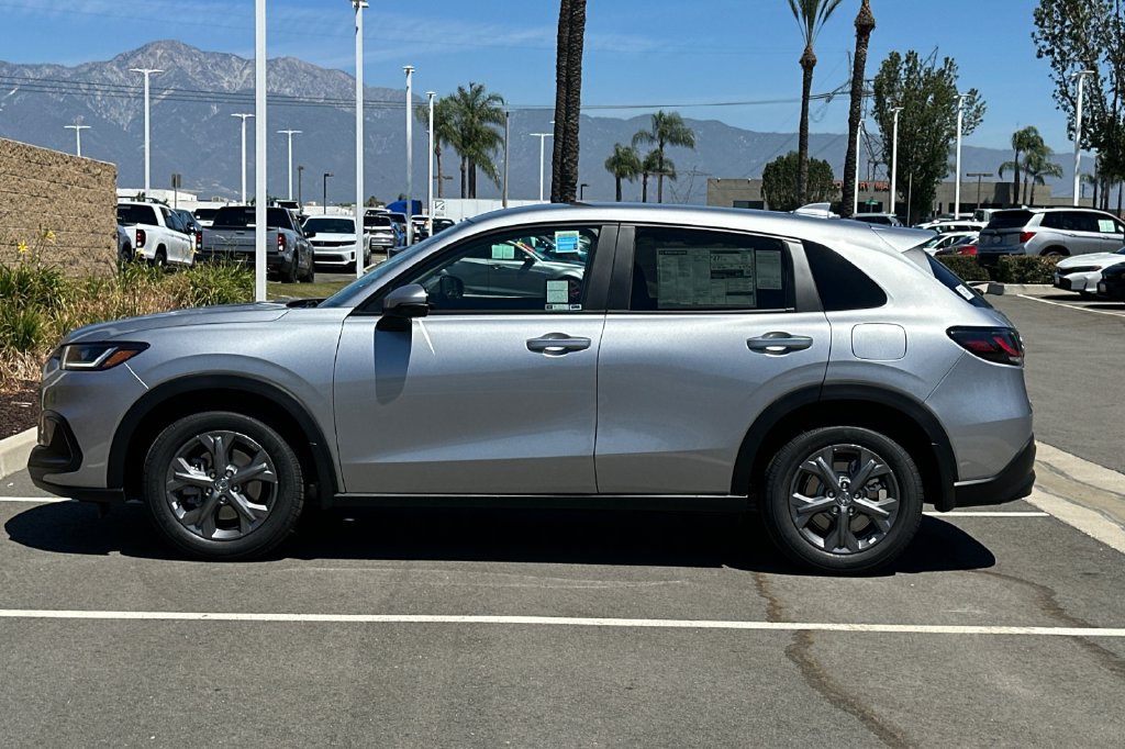 New 2027 Honda HR-V LX image 7