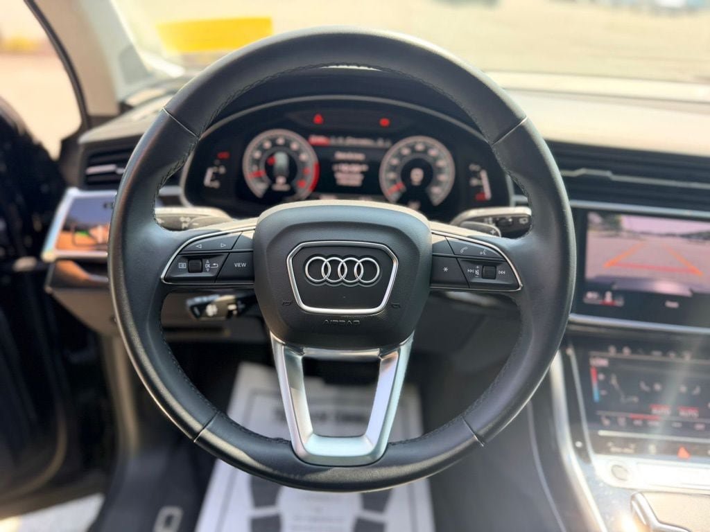 Used 2024 Audi Q7 3.0T Prestige AWD/4WD image 11